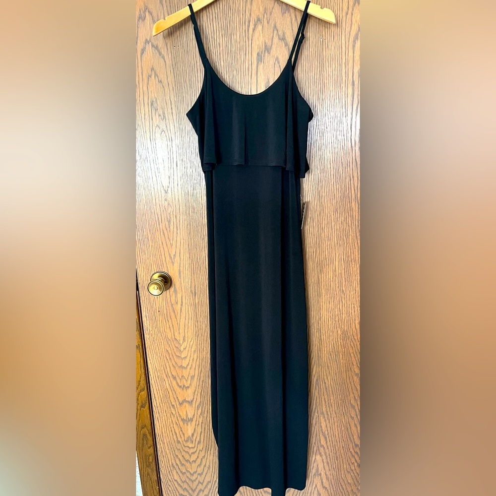 Elegant Black Maxi Dress